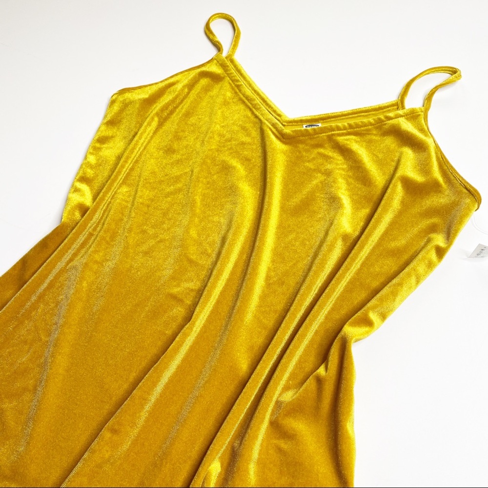 NWT Luxurious Gold Velvet Cami Top